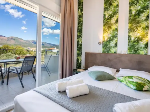 Hotel Of 720 M² In Thassos
