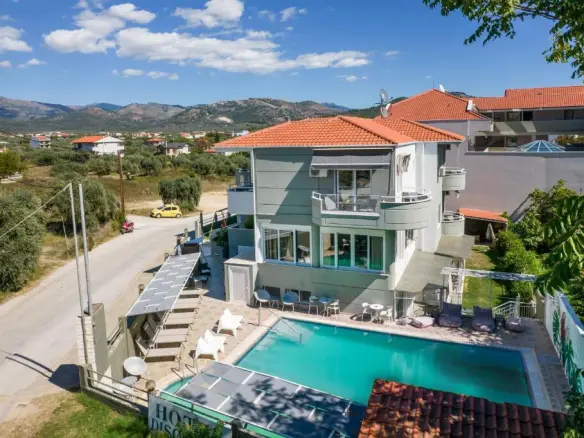 Hotel Of 720 M² In Thassos