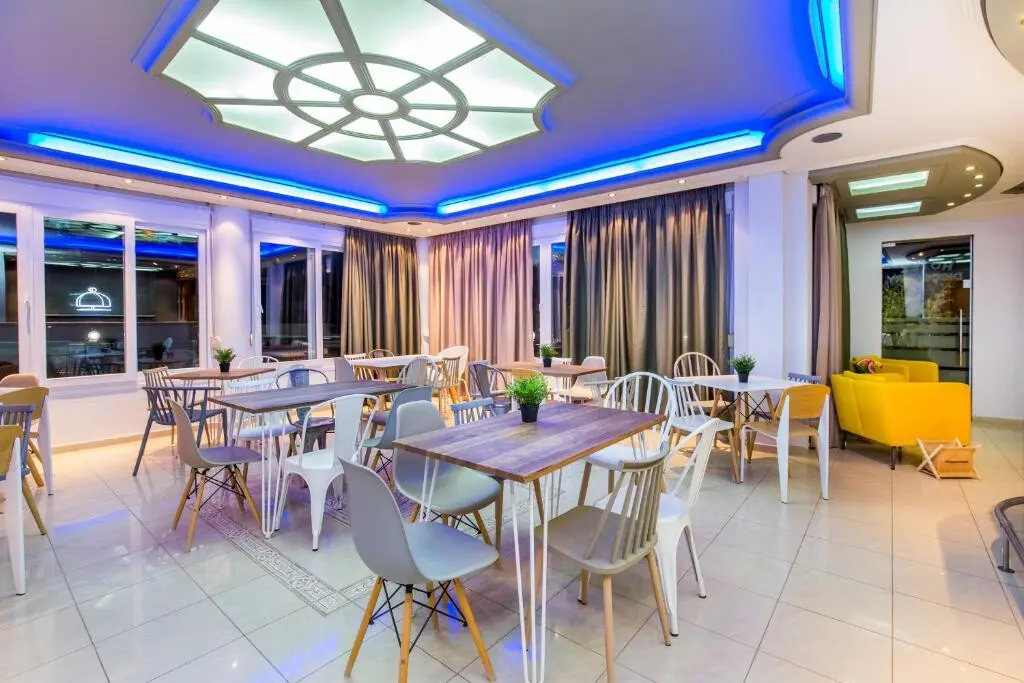 Hotel Of 720 M² In Thassos
