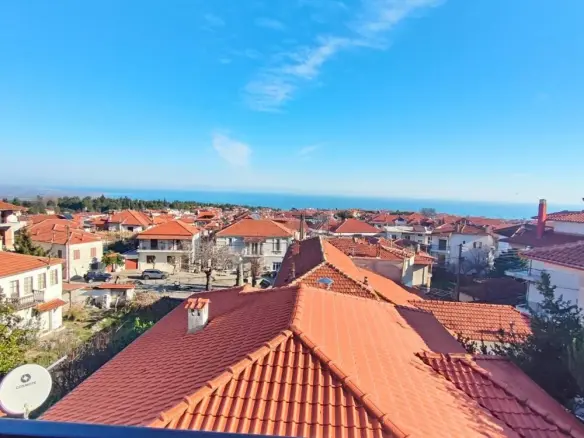 Maisonette Of 184 M² In Olympic Coast