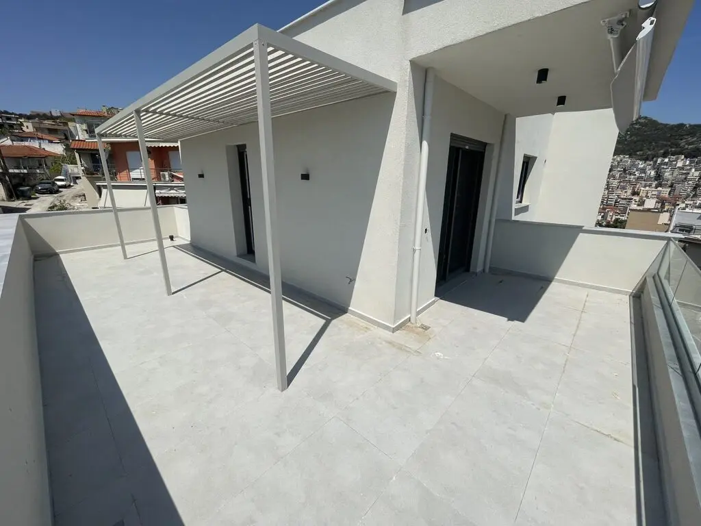 Maisonette 204 M² In Kavala