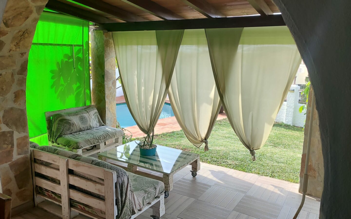 Villa Of 160 M² With Pool In Fuengirola