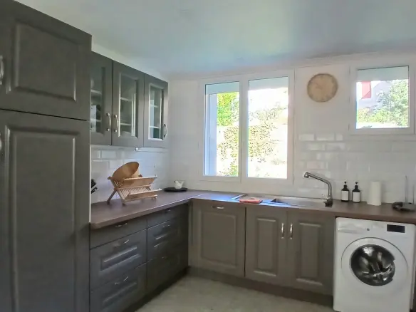 2-bedroom House In Lamalou Les Bains, France (56 M²)