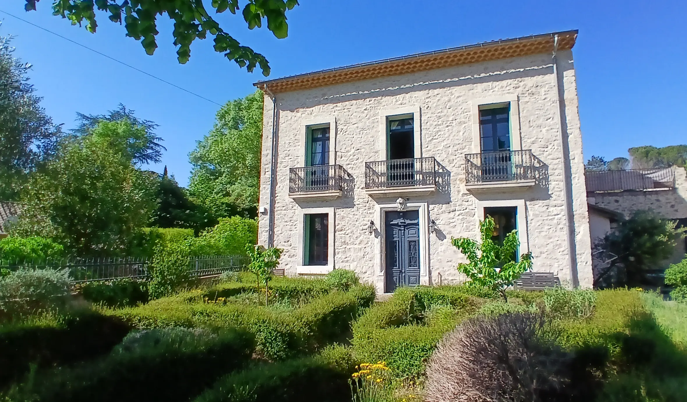 Detached House Of 261 M² In Lamalou Les Bains, France