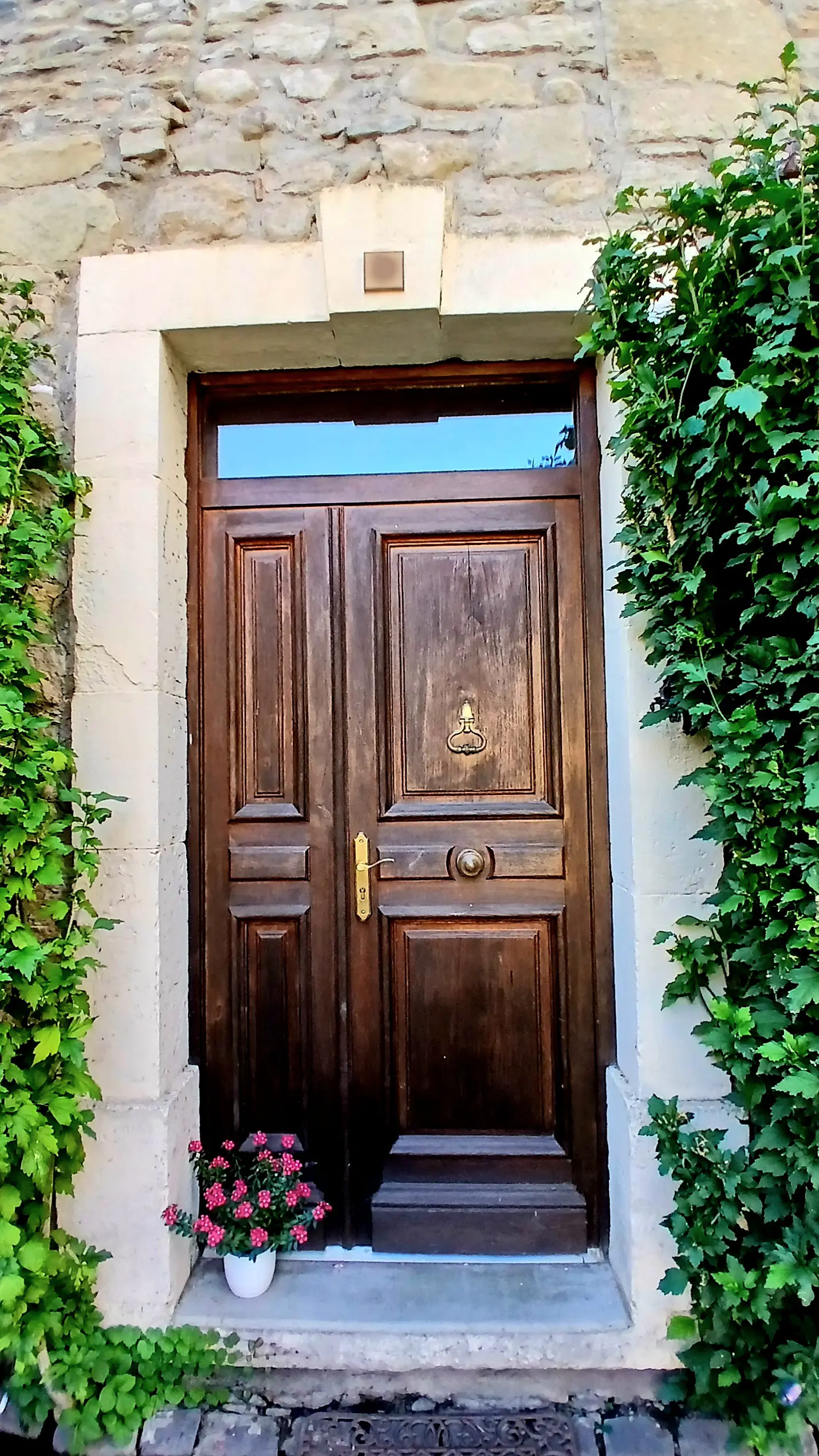 House Of 150 M² In Villemagne L’argentiere