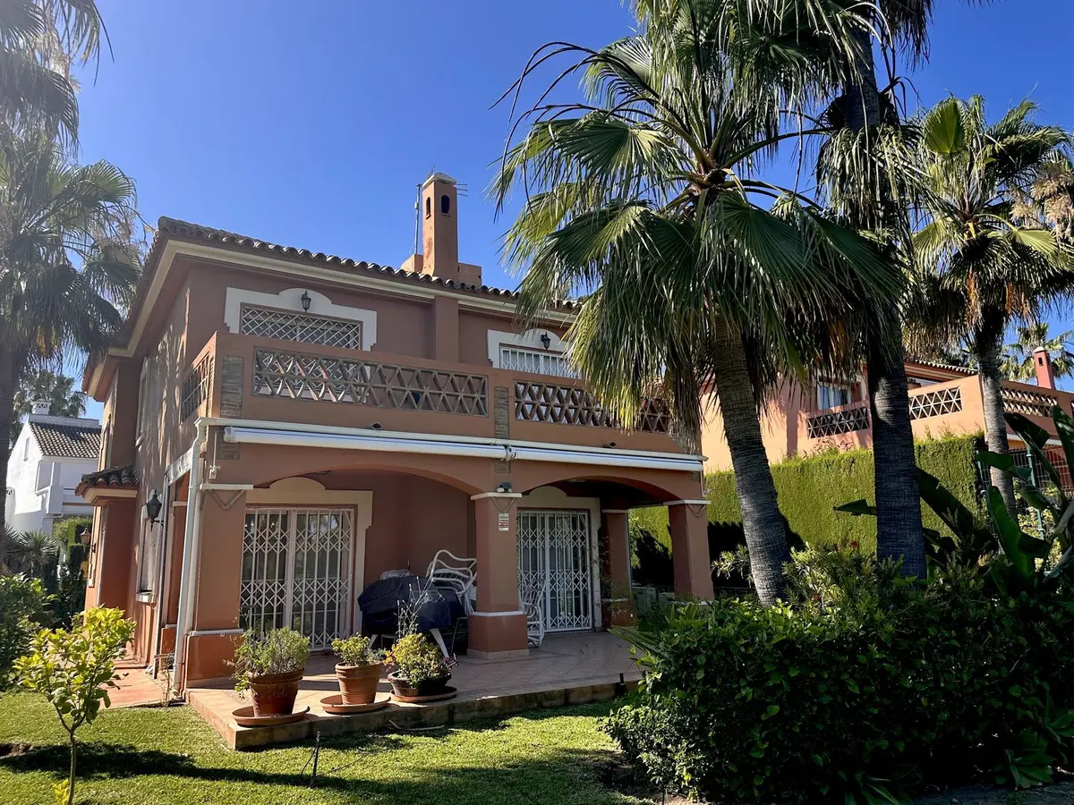 Detached Villa With 4 Bedrooms In Atalaya, Spain