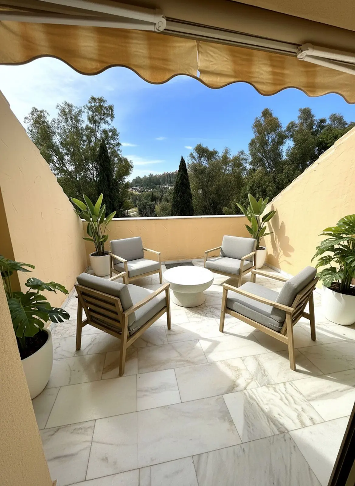 Duplex Apartment With 3 Bedrooms In Nueva Andalucía, Spain