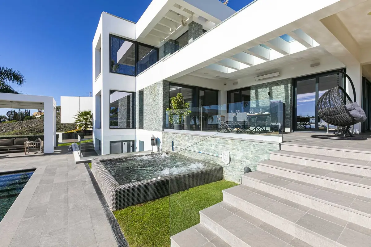 Prime Real Estate For Sale In Benahavís, Málaga, Spain