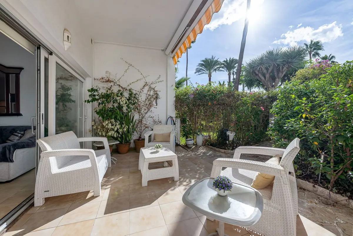 Renovated Apartment With Pool In Estepona, Málaga, Spain