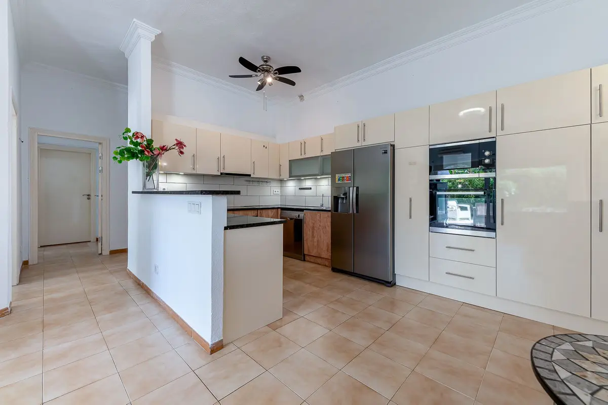Renovated Apartment With Pool In Estepona, Málaga, Spain
