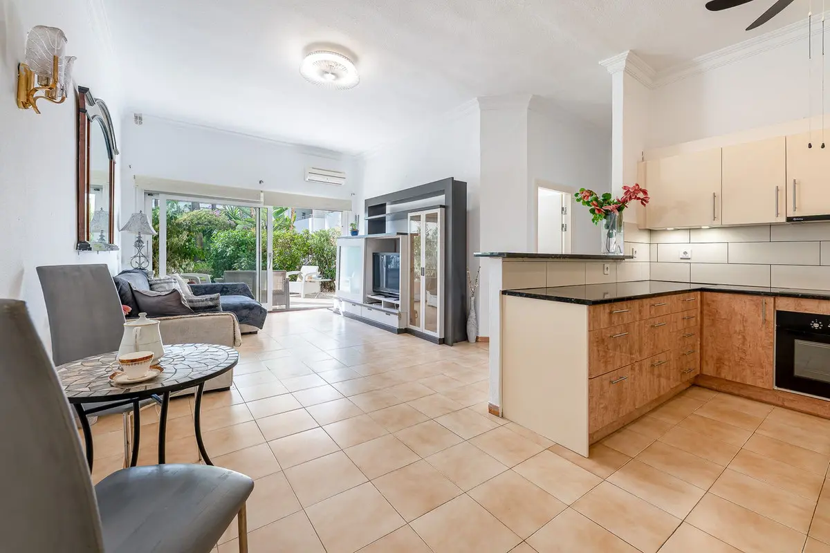 Renovated Apartment With Pool In Estepona, Málaga, Spain