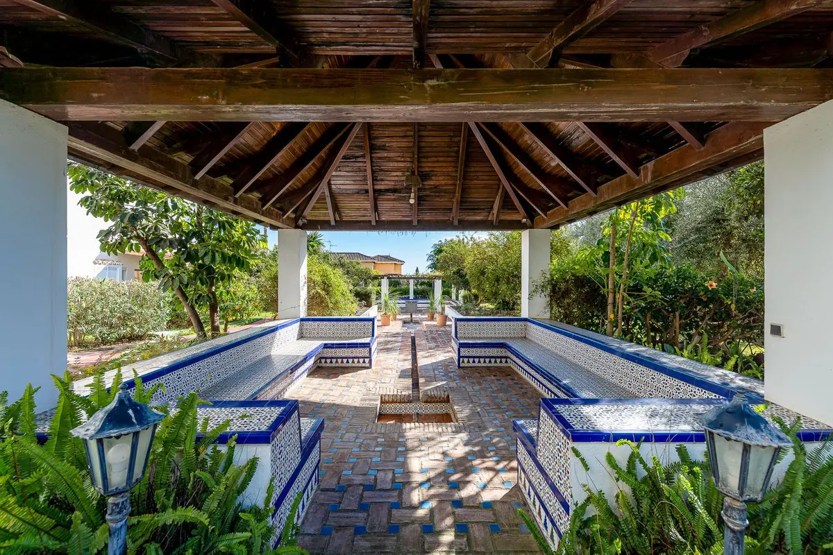Renovated Apartment With Pool In Estepona, Málaga, Spain