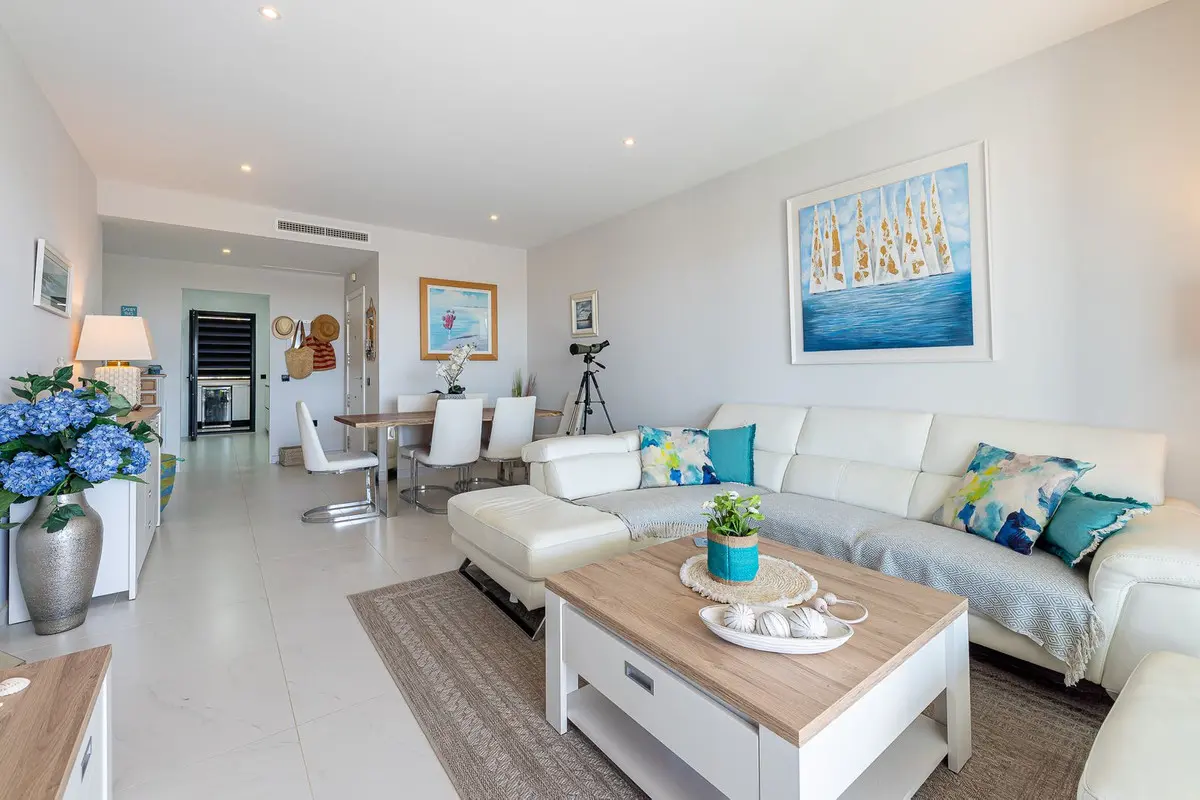 Renovated Villa With 4 Bedrooms In Estepona, Málaga, Spain