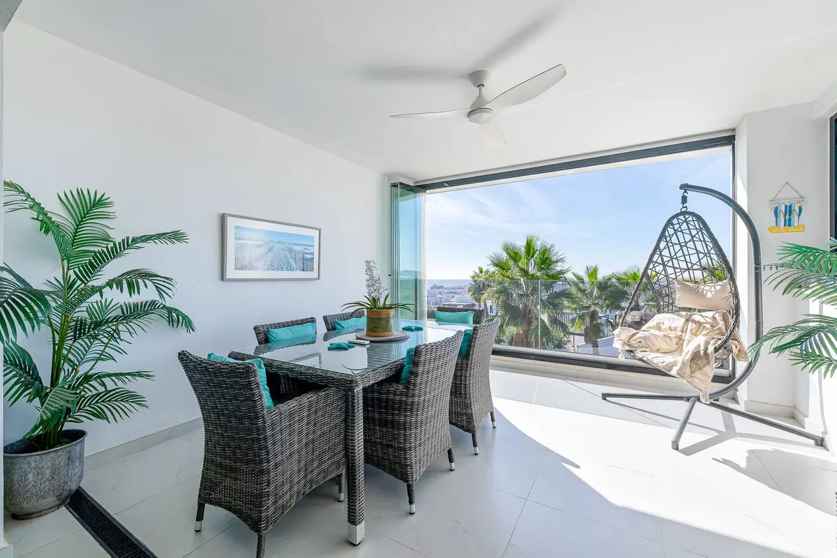 Renovated Villa With 4 Bedrooms In Estepona, Málaga, Spain