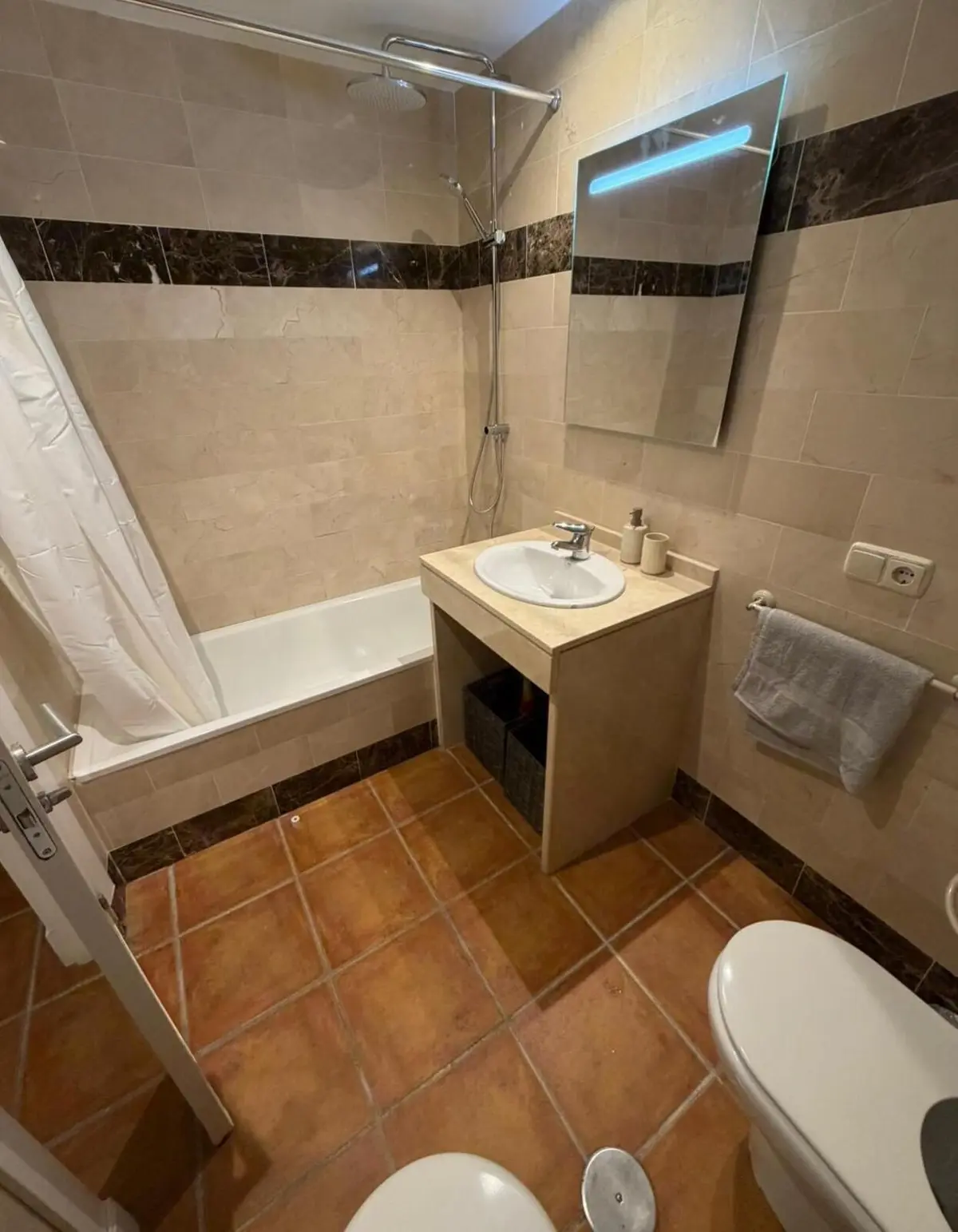 Two-bedroom Apartment In Estepona, Málaga, Spain