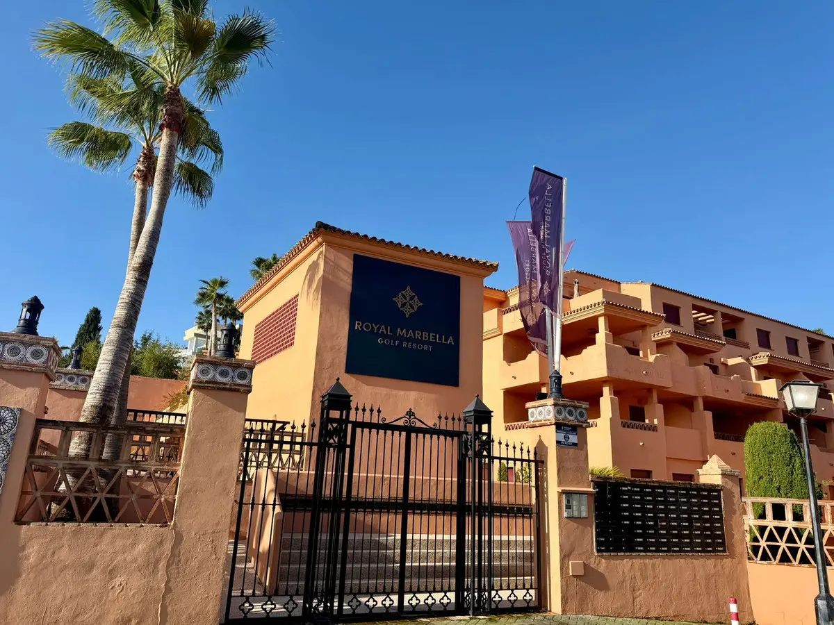 Two-bedroom Apartment In Estepona, Málaga, Spain