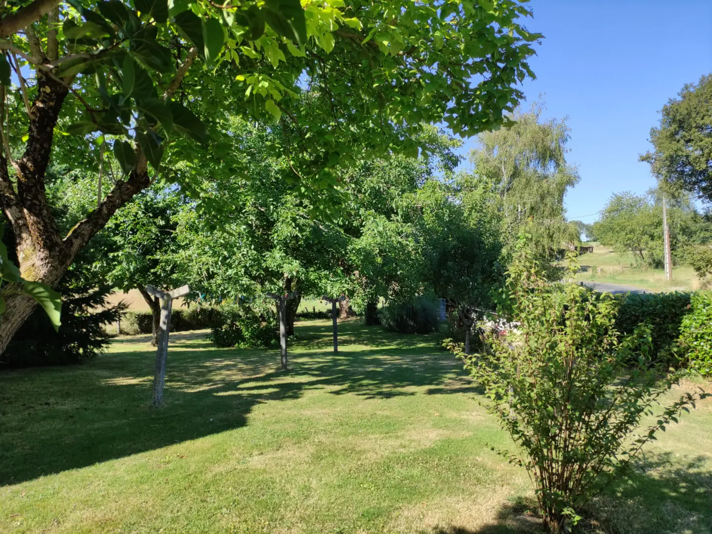 Stone Farmhouse Of X M² With Separate Barn And Mature Gardens In Dordogne