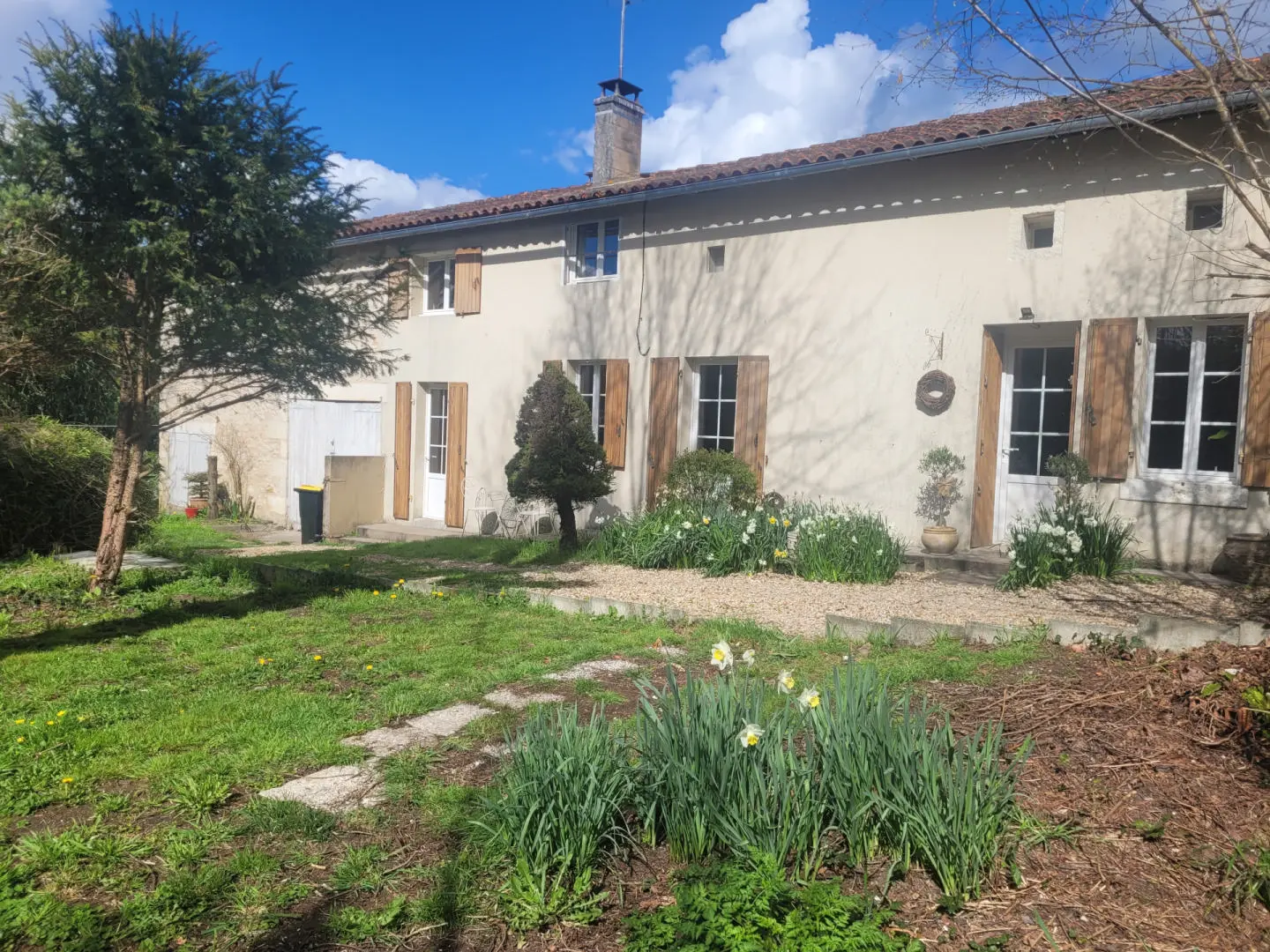 Detached Village House Of 90 M² With South-facing Aspect In South Charente