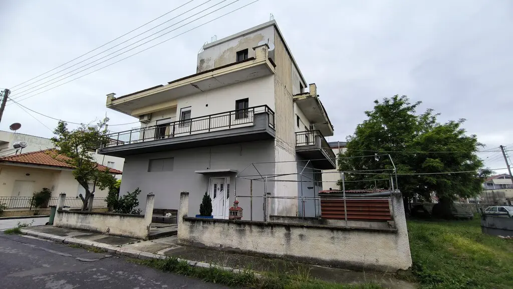 Maisonette Of 232 M² In Olympic Coast
