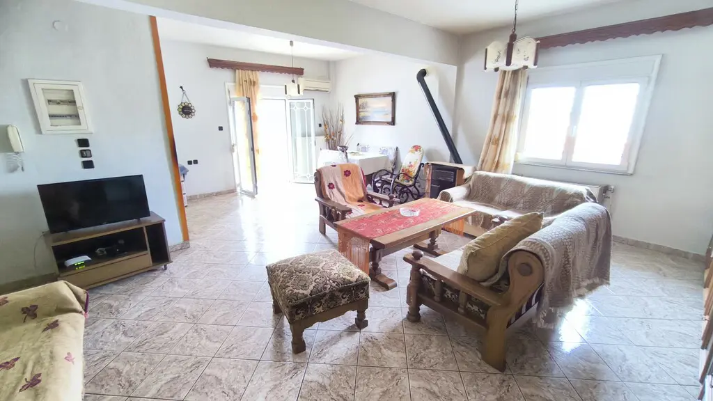 Maisonette Of 232 M² In Olympic Coast