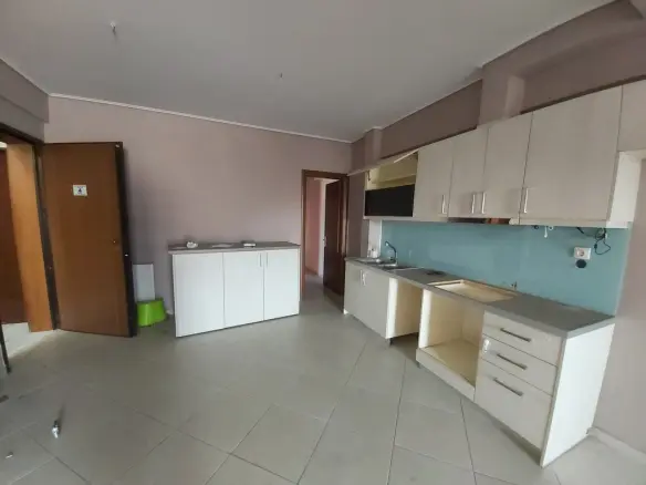 2-bedroom Flat In Galatsi, Greece (82 M²)