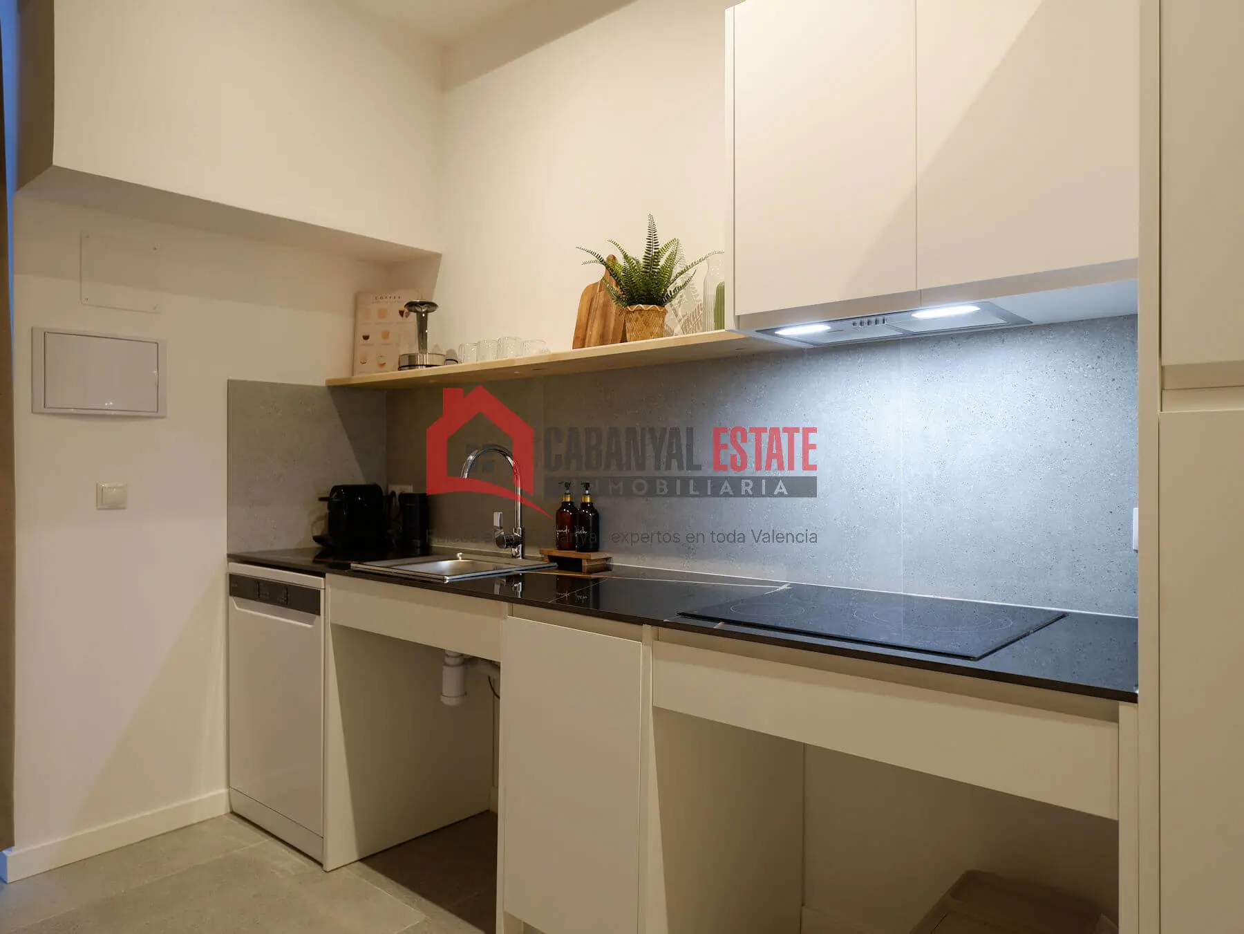 Apartment Of 94 M² In Valencia, Spain