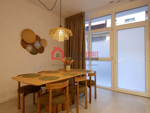 2-bedroom Low Level In Valencia (94 M²)