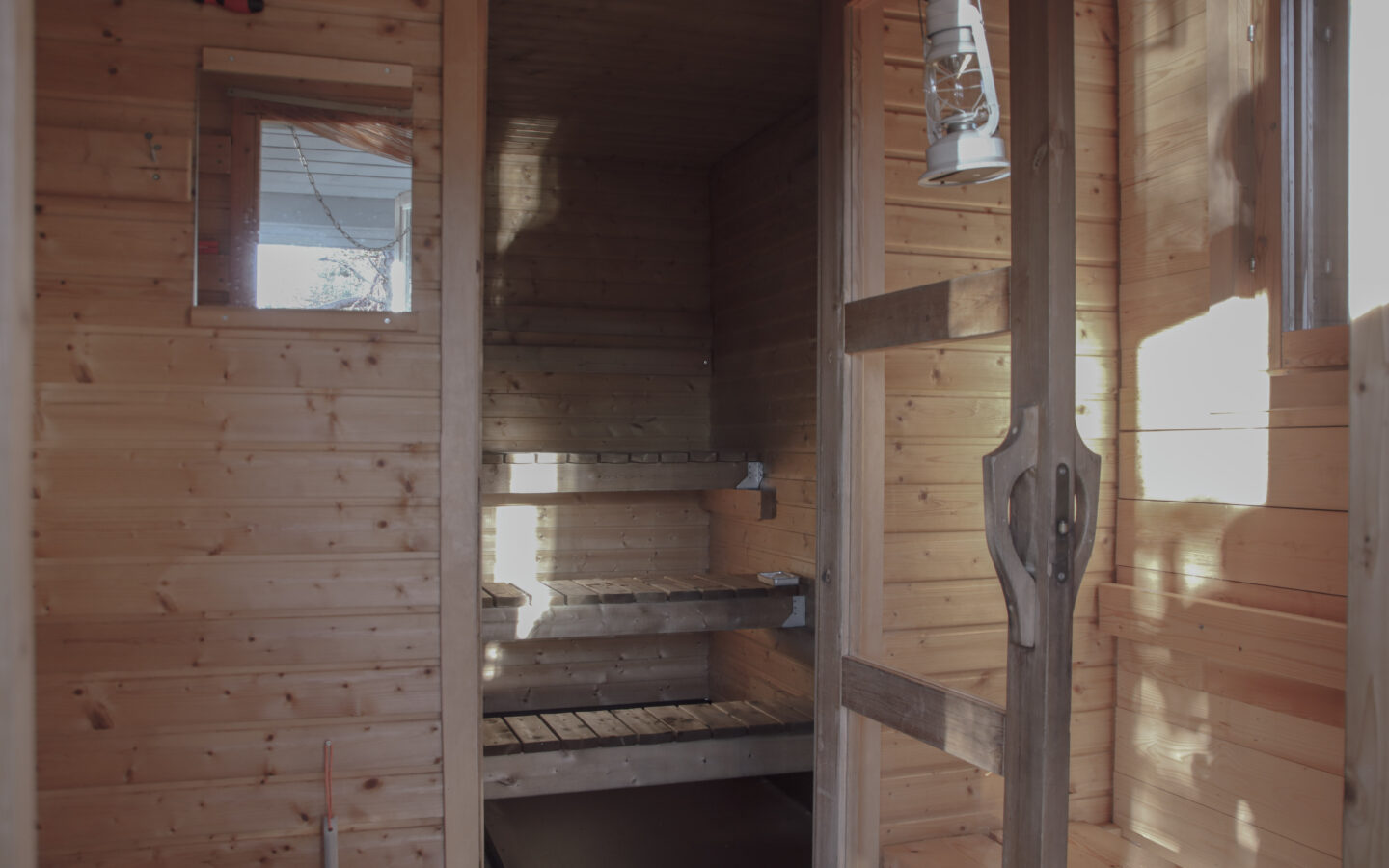 House With Sauna & Lake View In Arctic