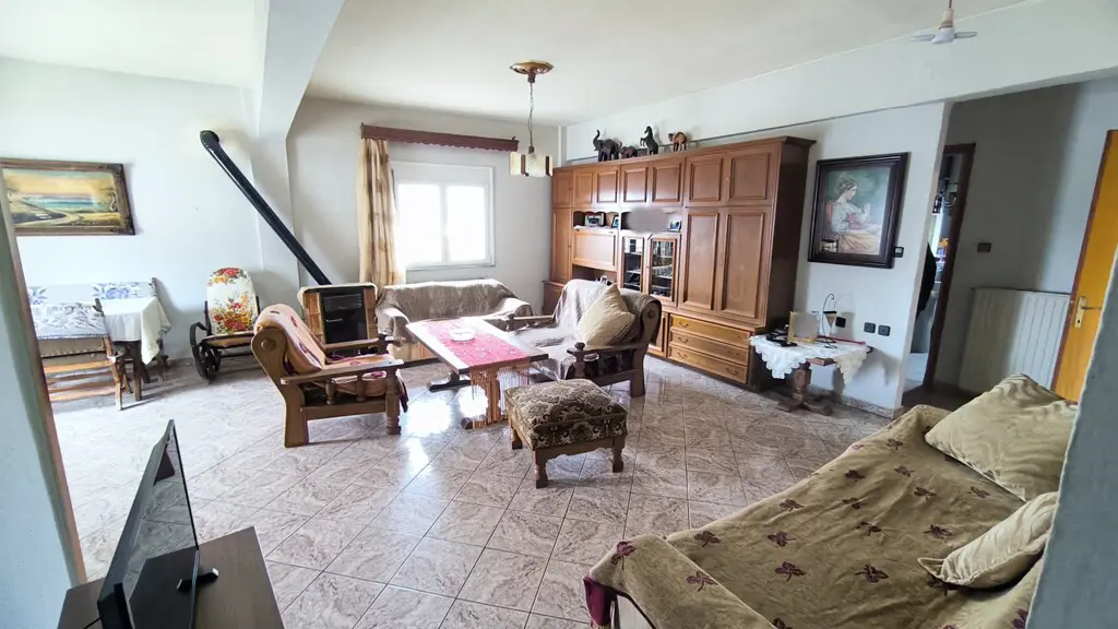 Maisonette Of 232 M² In Olympic Coast