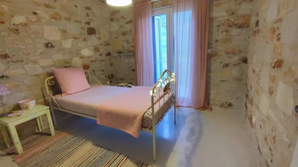 Villa Of 126 M² On The Island Of Thassos