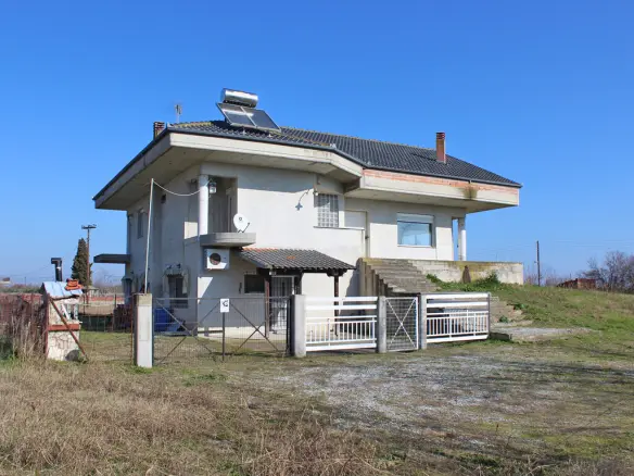 5-bedroom Detached House In Paralia, Greece (390 M²)