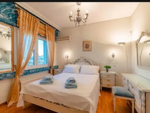 Villa Of 350 M² In Attica