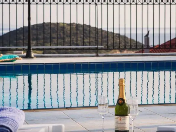 Villa Of 350 M² In Attica