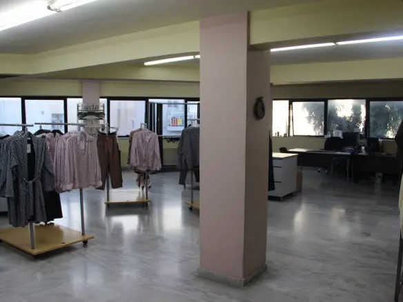 Building Of 1070 M² In Athens