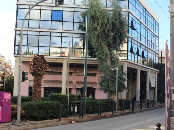 Building Of 1070 M² In Athens