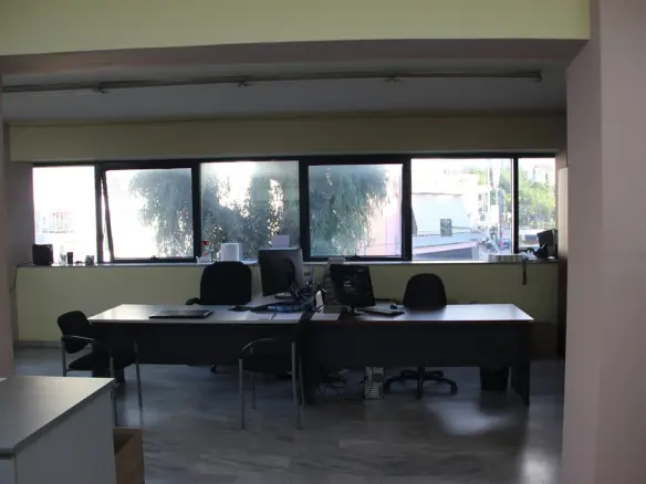 Building Of 1070 M² In Athens