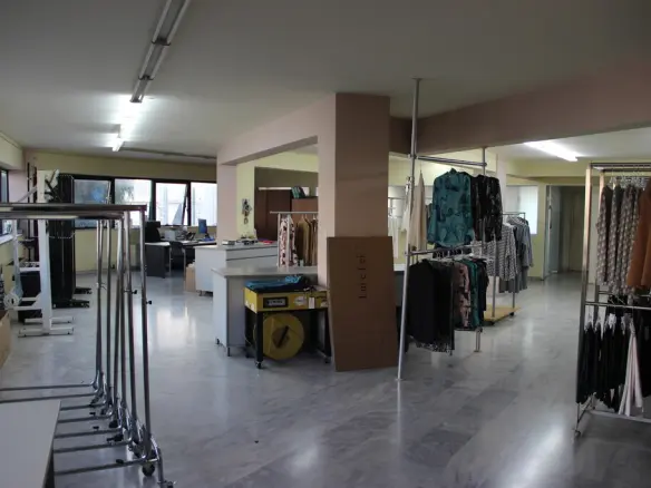 Building Of 1070 M² In Athens