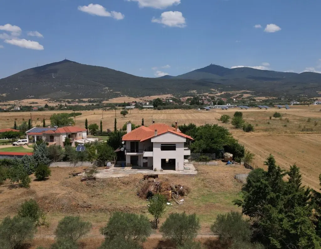 Maisonette Of 101 M² In The Suburbs Of Thessaloniki