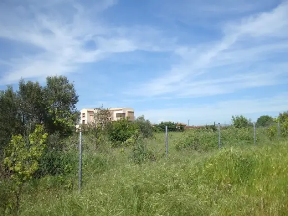 Land Of 4000 M² In The Suburbs Of Thessaloniki