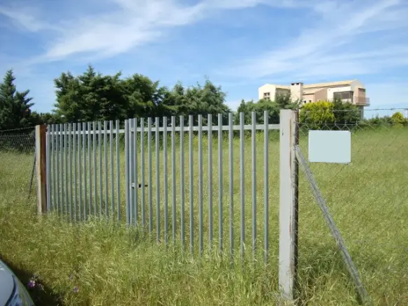 Land Of 4000 M² In The Suburbs Of Thessaloniki