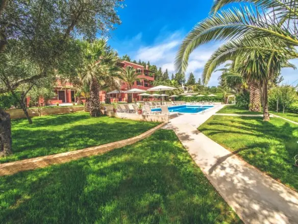 Hotel Of 500 M² In Corfu