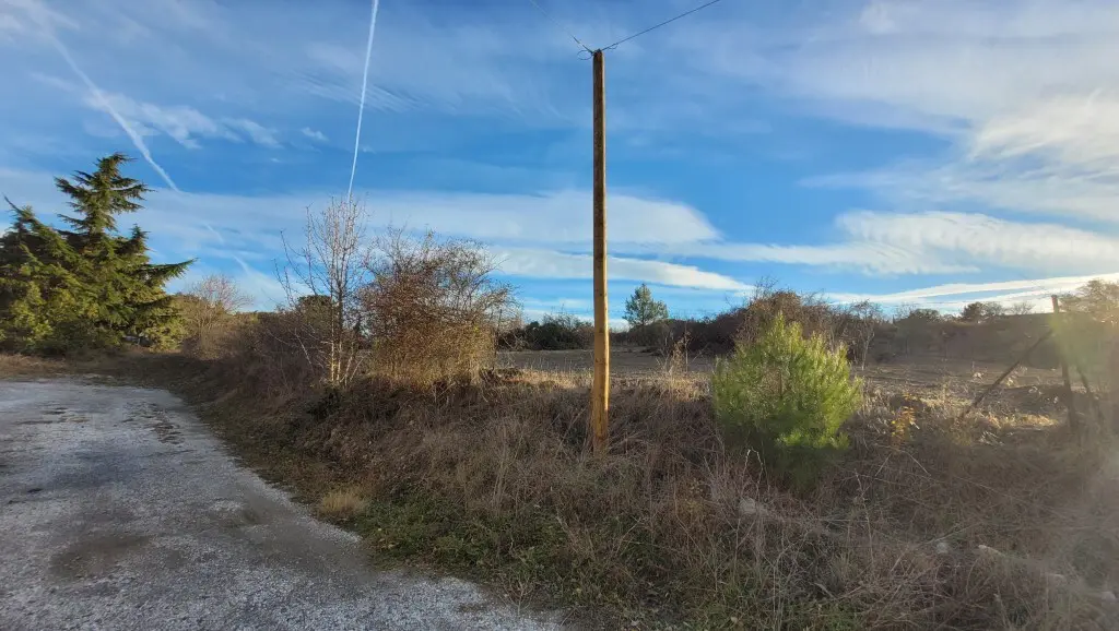 Land Of 4500 M² In The Suburbs Of Thessaloniki