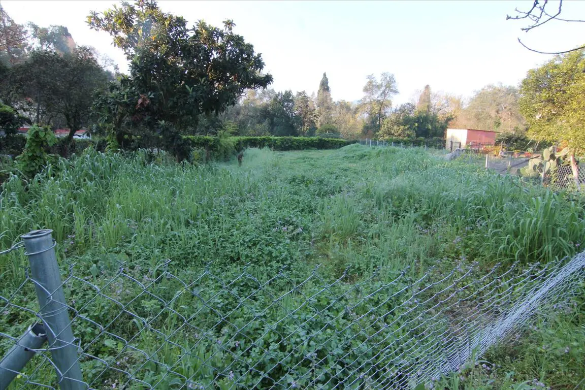 Land Of 378 M² In Corfu