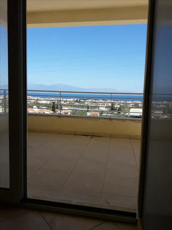 Dvoetažna kuća od 196 m² u istočnom Peloponezu