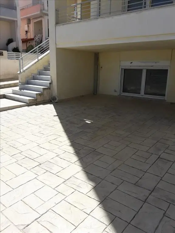 Dvoetažna kuća od 196 m² u istočnom Peloponezu