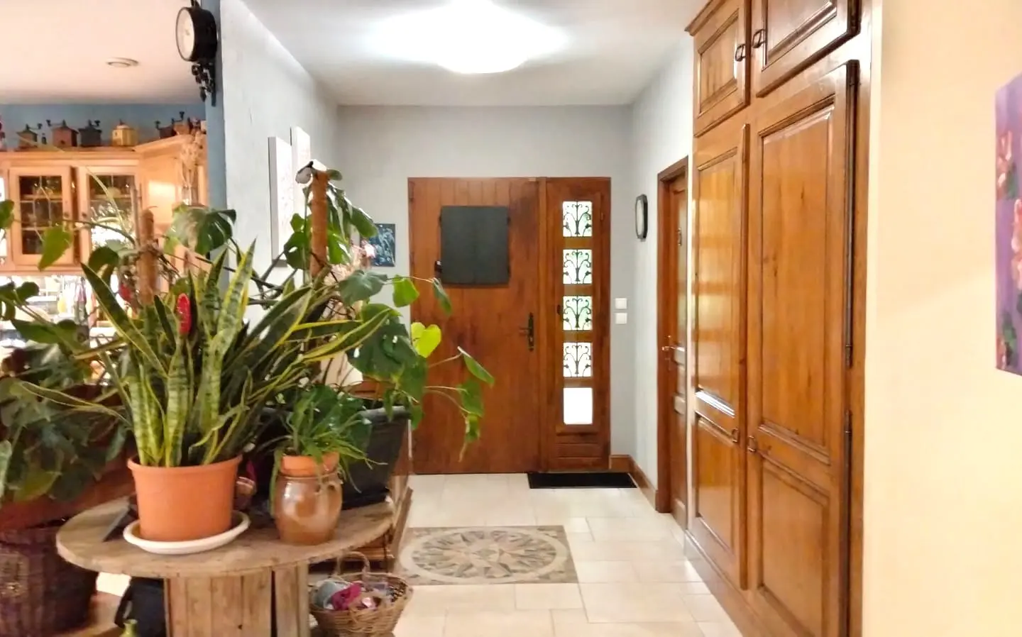 House Of 43 M² With 5 Bedrooms, Pool, Covered Terrace In Woodland Lodge, Nr Angoulême