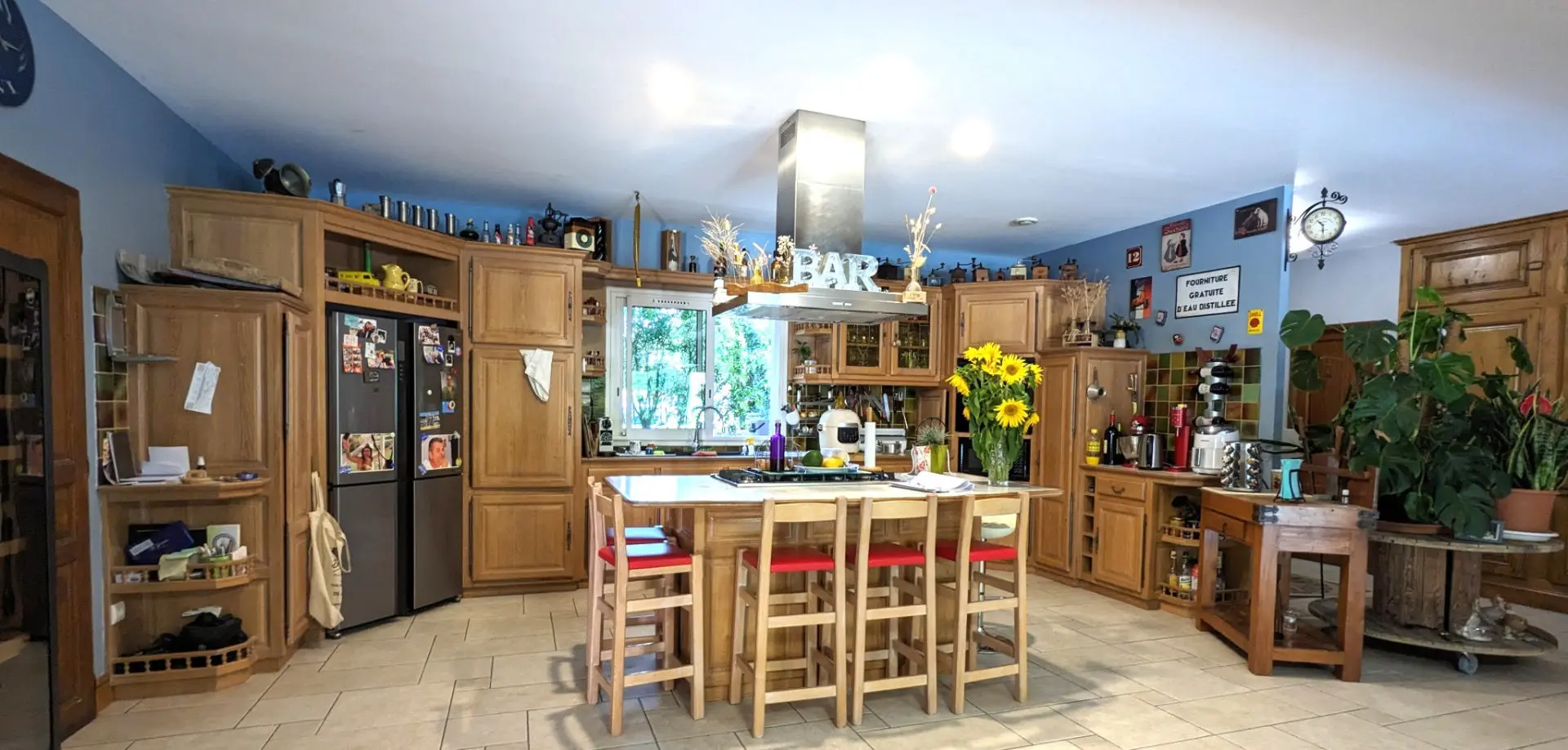 House Of 43 M² With 5 Bedrooms, Pool, Covered Terrace In Woodland Lodge, Nr Angoulême