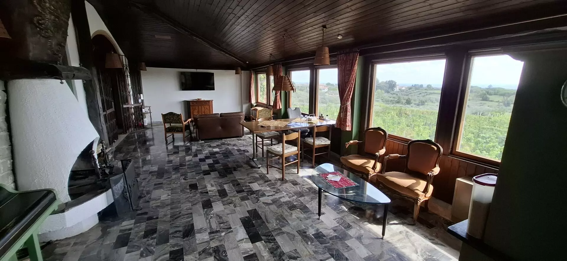 Villa Of 500 M² With Vineyard, Olive Grove And Swimming Pool In Wine Country Near Rome