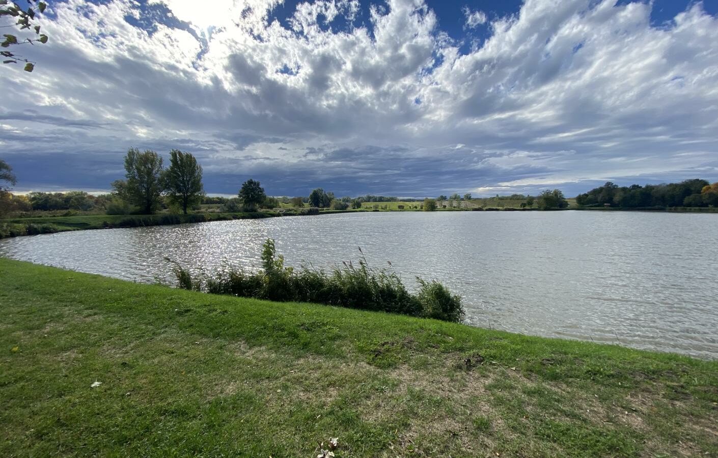 Spacious 280 M² Mediterranean Villa With Large Garden Near A Lake – Peaceful Countryside Living In Hungary