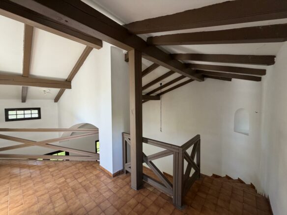 Spacious 280 M² Mediterranean Villa With Large Garden Near A Lake – Peaceful Countryside Living In Hungary